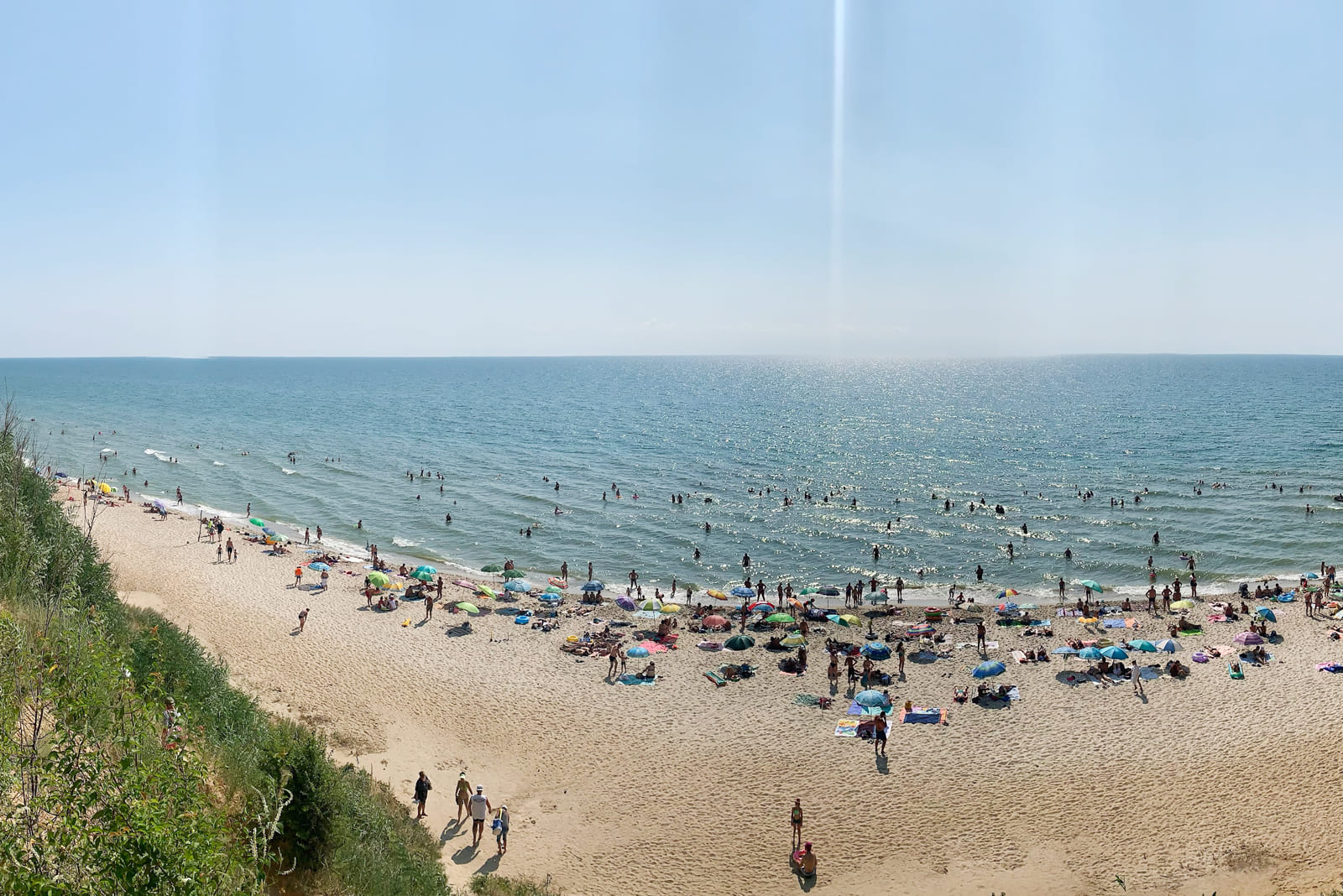 Панорама пляжа в Курортном
